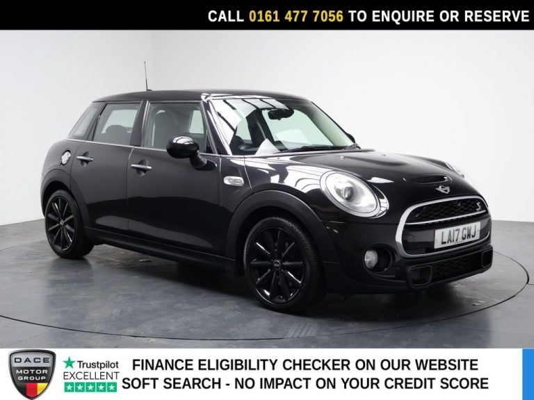 Used 2017 BLACK MINI HATCH Hatchback 2.0 Cooper SD Hatchback 5dr Diesel Auto 6Spd Euro 6 (s/s) (170 ps) DIESEL (reg. 2017-06-30) (Automatic) for sale in Stockport