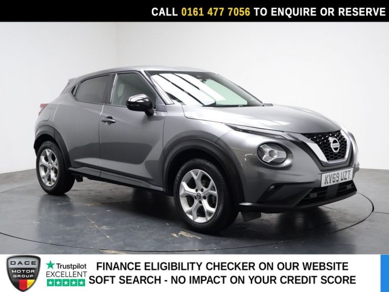 Used 2019 GREY NISSAN JUKE SUV 1.0 DIG-T N-Connecta SUV 5dr Petrol DCT Auto Euro 6 (s/s) (117 ps) PETROL (reg. 2019-11-28) (Automatic) for sale in Stockport