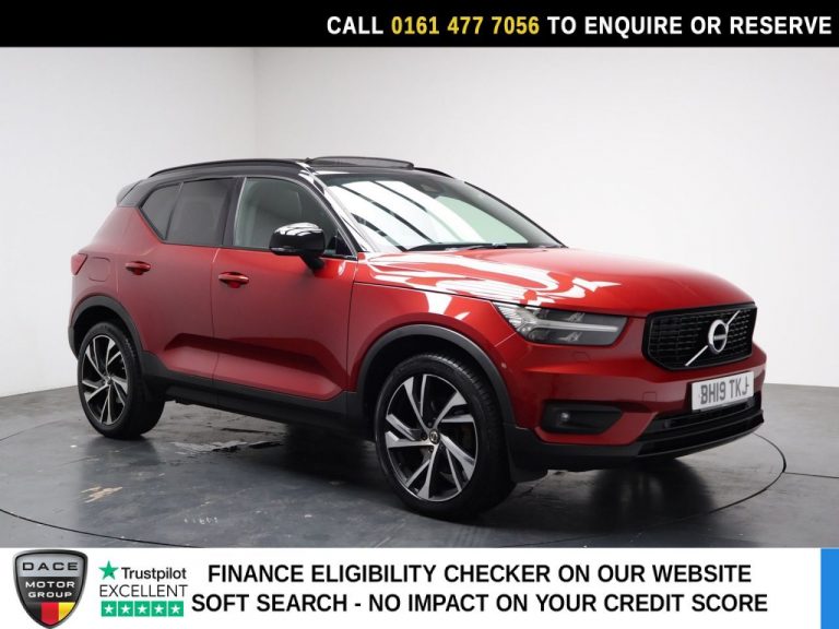 Used 2019 RED VOLVO XC40 SUV 2.0 T4 R-Design Pro SUV 5dr Petrol Auto Euro 6 (s/s) (190 ps) PETROL (reg. 2019-07-30) (Automatic) for sale in Stockport