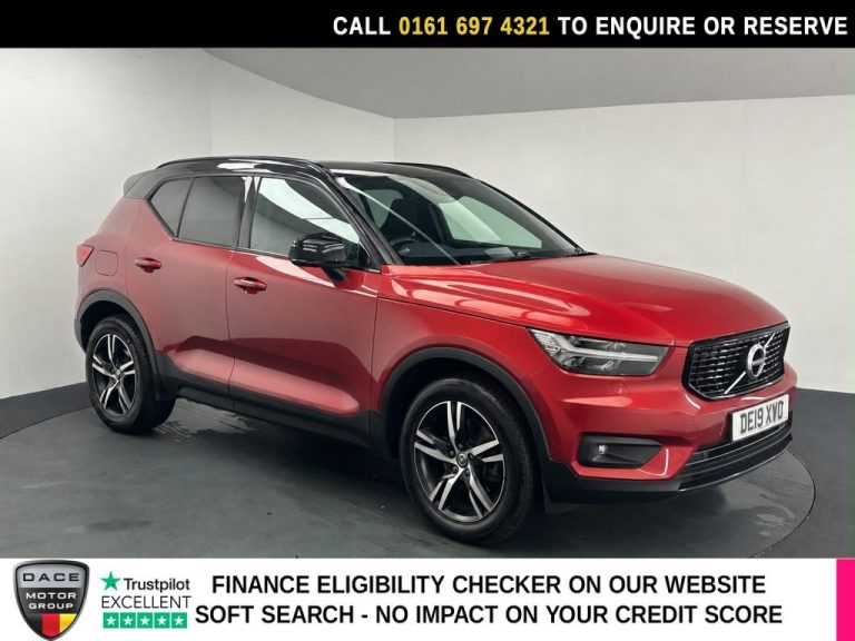 Used 2019 RED VOLVO XC40 SUV 2.0 T5 R-Design SUV 5dr Petrol Auto AWD Euro 6 (s/s) (247 ps) PETROL (reg. 2019-03-17) (Automatic) for sale in Stockport