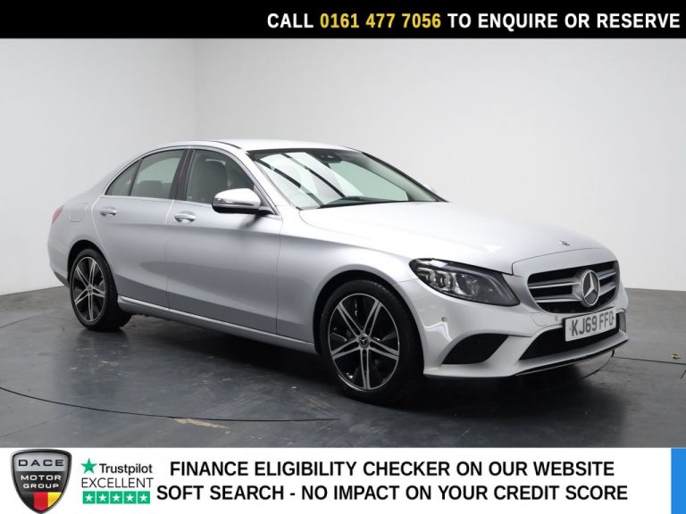 Used 2020 SILVER MERCEDES-BENZ C-CLASS Saloon 1.5 C200 MHEV EQ Boost Sport (Premium) Saloon 4dr Petrol G-Tronic+ Euro 6 (s/s) (198 ps) PETROL (reg. 2020-02-07) (Automatic) for sale in Stockport