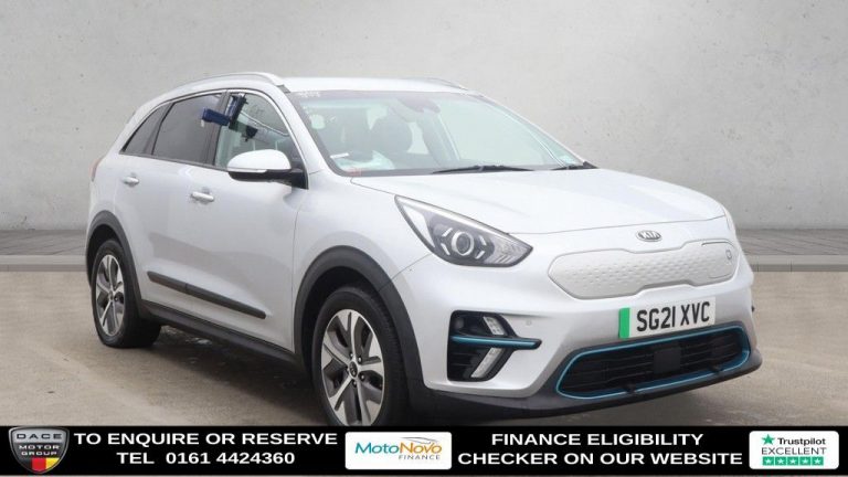 Used 2021 SILVER KIA NIRO SUV 64kWh 3 SUV 5dr Electric Auto (201 bhp) ELECTRIC (reg. 2021-03-31) (Automatic) for sale in Stockport