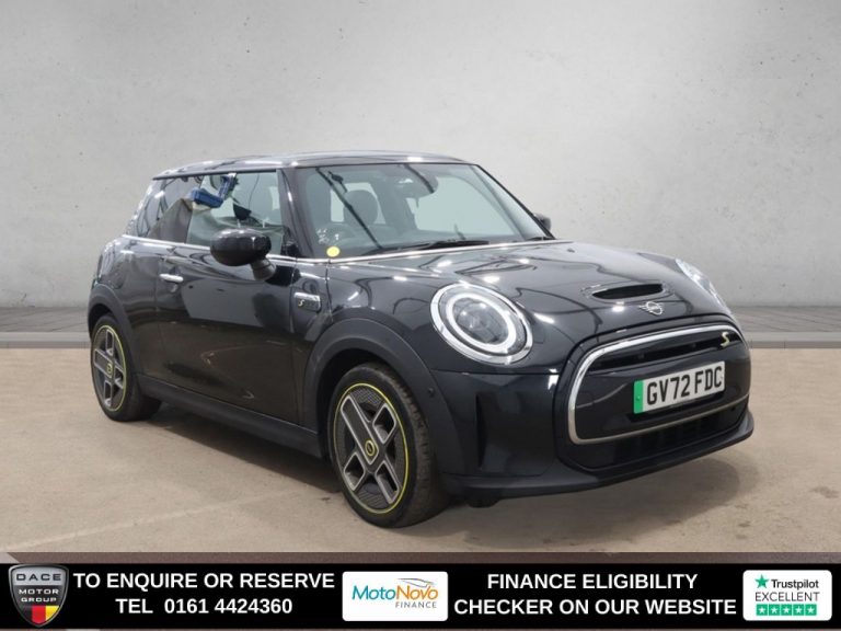 Used 2022 BLACK MINI Electric Hatch Hatchback Cooper SE 32.6kWh Level 3 Hatchback 3dr Electric Auto (184 ps) ELECTRIC (reg. 2022-11-30) (Automatic) for sale in Stockport