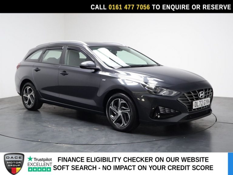 Used 2023 GREY HYUNDAI I30 Estate 1.0 T-GDi MHEV SE Connect Tourer 5dr Petrol Hybrid DCT Euro 6 (s/s) (120 ps) PETROL HYBRID (reg. 2023-02-15) (Automatic) for sale in Stockport